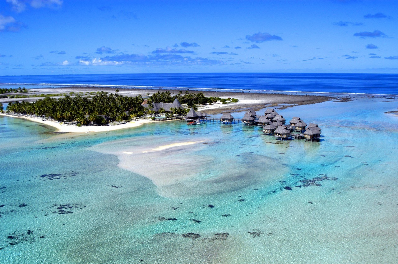 aerial-view-tikehau-pearl-beach-resort